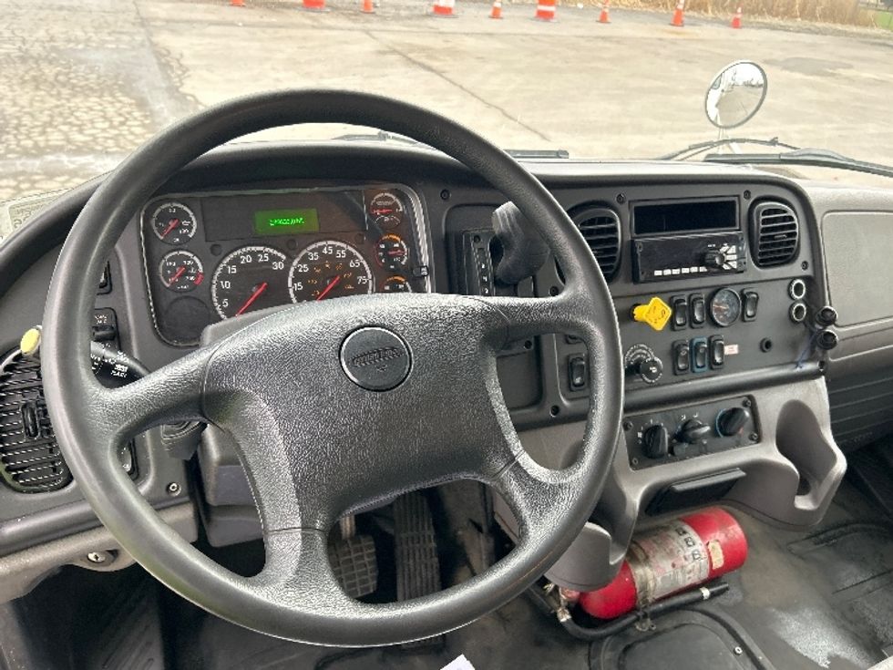 Medium Duty Box Truck-Light and Medium Duty Trucks-Freightliner-2021-M2-Liverpool-NY-246,898\n\t\tmiles-$ 35,000 - Image 18