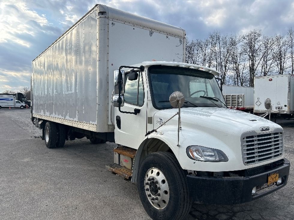 Medium Duty Box Truck-Light and Medium Duty Trucks-Freightliner-2021-M2-Liverpool-NY-251,313\n\t\tmiles-$ 34,500 - Image 1