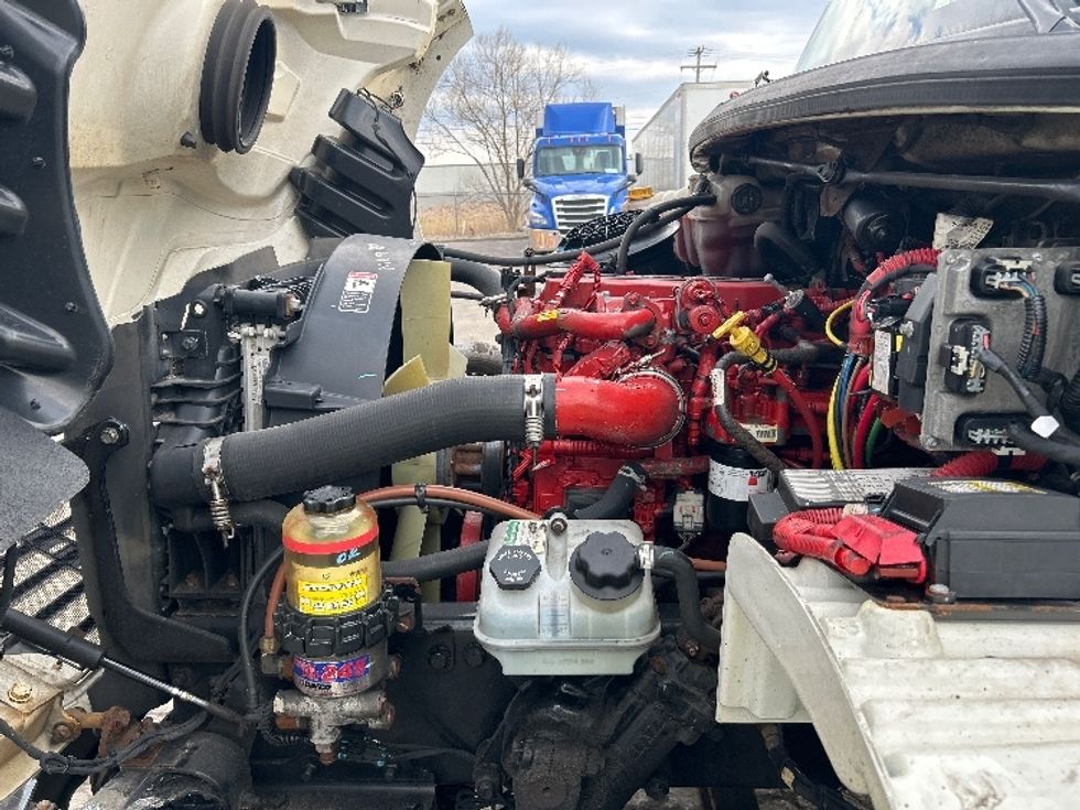 Medium Duty Box Truck-Light and Medium Duty Trucks-Freightliner-2021-M2-Liverpool-NY-251,313\n\t\tmiles-$ 34,500 - Image 19