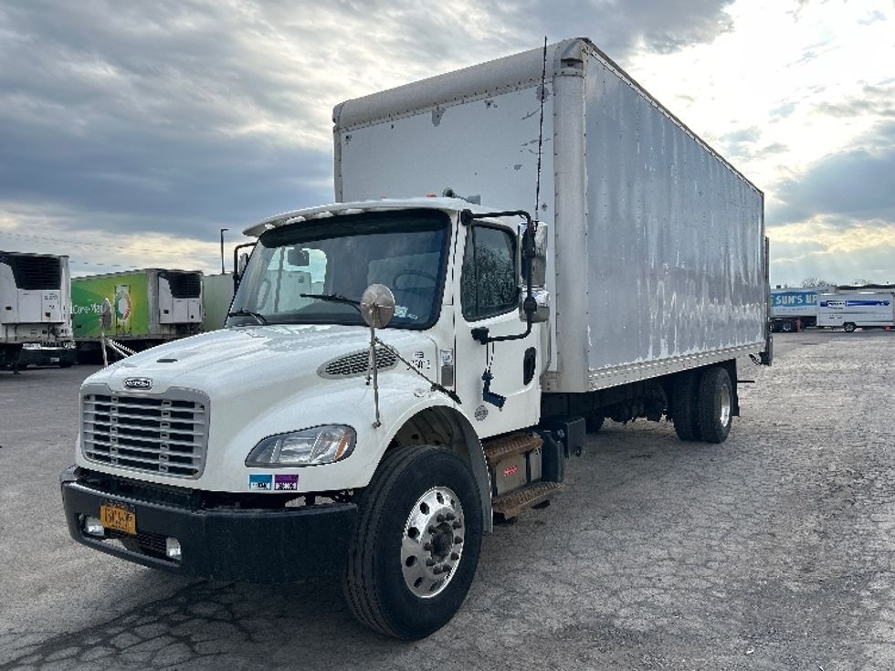 Medium Duty Box Truck-Light and Medium Duty Trucks-Freightliner-2021-M2-Liverpool-NY-251,313\n\t\tmiles-$ 34,500 - Image 3
