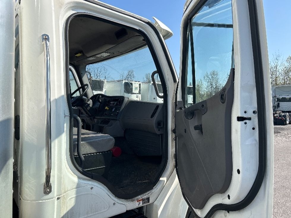 Medium Duty Box Truck-Light and Medium Duty Trucks-Freightliner-2021-M2-Liverpool-NY-266,605\n\t\tmiles-$ 32,250 - Image 15