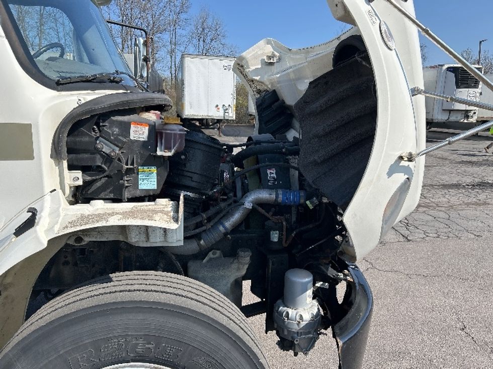 Medium Duty Box Truck-Light and Medium Duty Trucks-Freightliner-2021-M2-Liverpool-NY-266,605\n\t\tmiles-$ 32,250 - Image 18