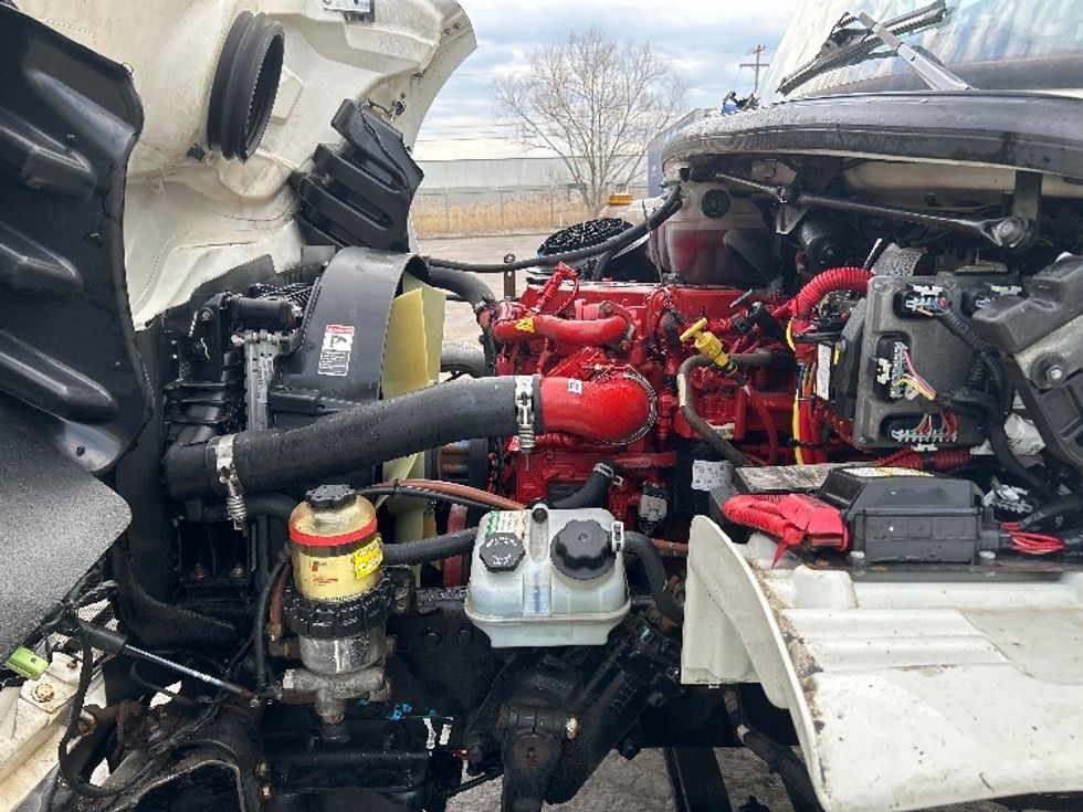 Medium Duty Box Truck-Light and Medium Duty Trucks-Freightliner-2021-M2-Liverpool-NY-271,135\n\t\tmiles-$ 31,750 - Image 19