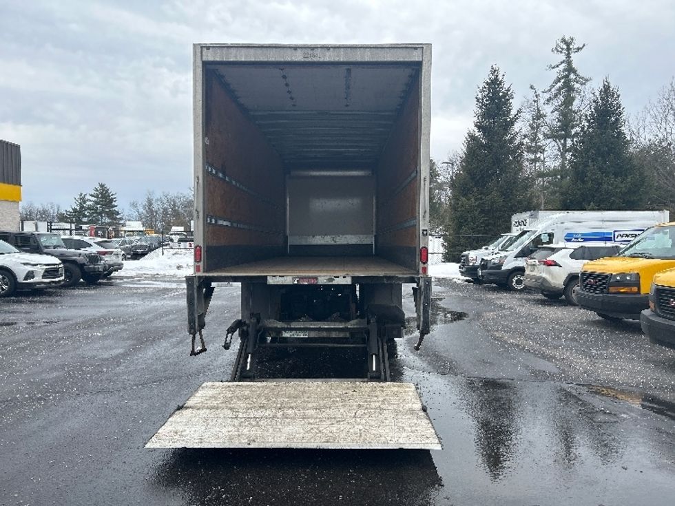 Medium Duty Box Truck-Light and Medium Duty Trucks-Freightliner-2021-M2-Londonderry-NH-166,569\n\t\tmiles-$ 53,750 - Image 9