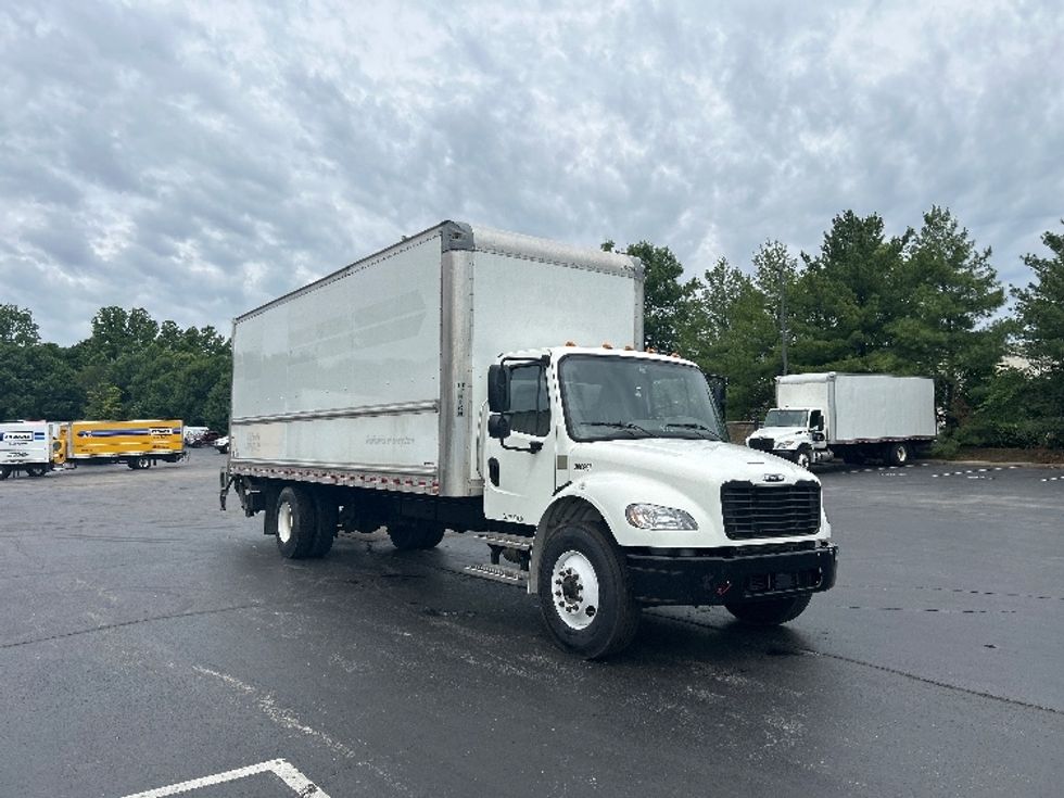 Medium Duty Box Truck-Light and Medium Duty Trucks-Freightliner-2021-M2-Louisville-KY-119,283\n\t\tmiles-$ 66,250 - Image 1