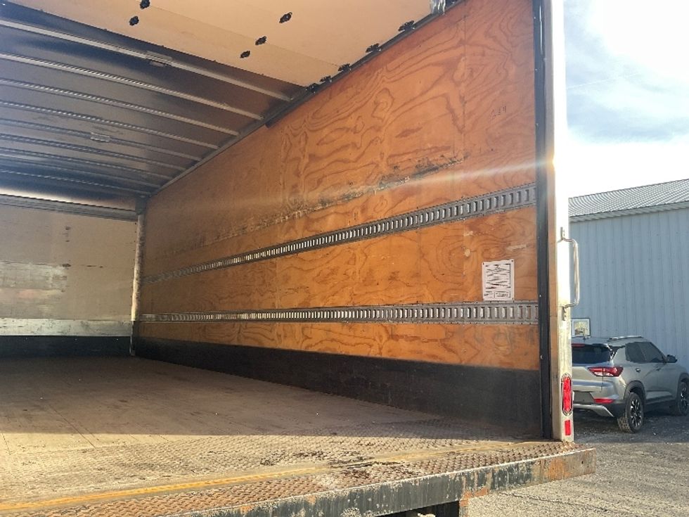 Medium Duty Box Truck-Light and Medium Duty Trucks-Freightliner-2021-M2-Louisville-KY-410,739\n\t\tmiles-$ 25,000 - Image 12