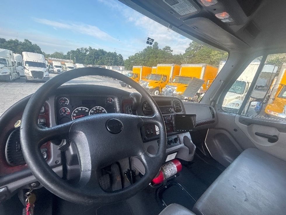 Medium Duty Box Truck-Light and Medium Duty Trucks-Freightliner-2021-M2-Macon-GA-110,795\n\t\tmiles-$ 53,250 - Image 18