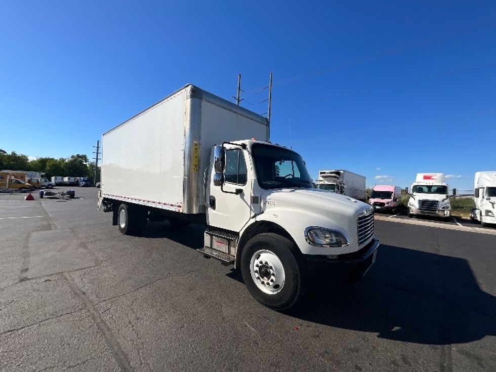 Medium Duty Box Truck-Light and Medium Duty Trucks-Freightliner-2021-M2-Manassas-VA-122,185\n\t\tmiles-$ 55,500 - Image 1