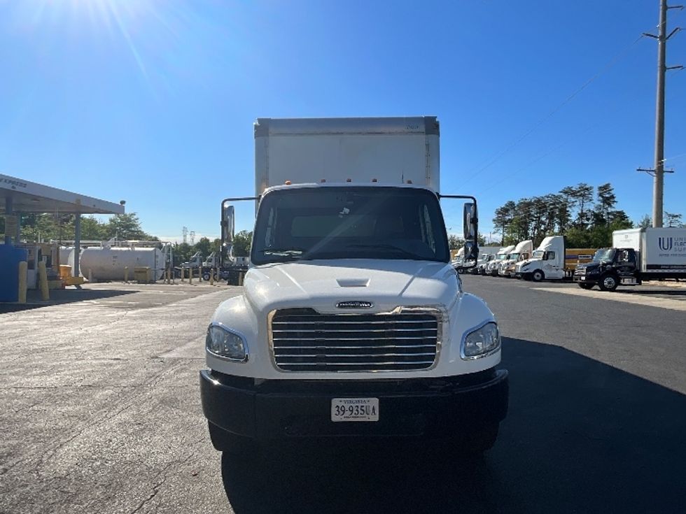 Medium Duty Box Truck-Light and Medium Duty Trucks-Freightliner-2021-M2-Manassas-VA-122,185\n\t\tmiles-$ 55,500 - Image 2