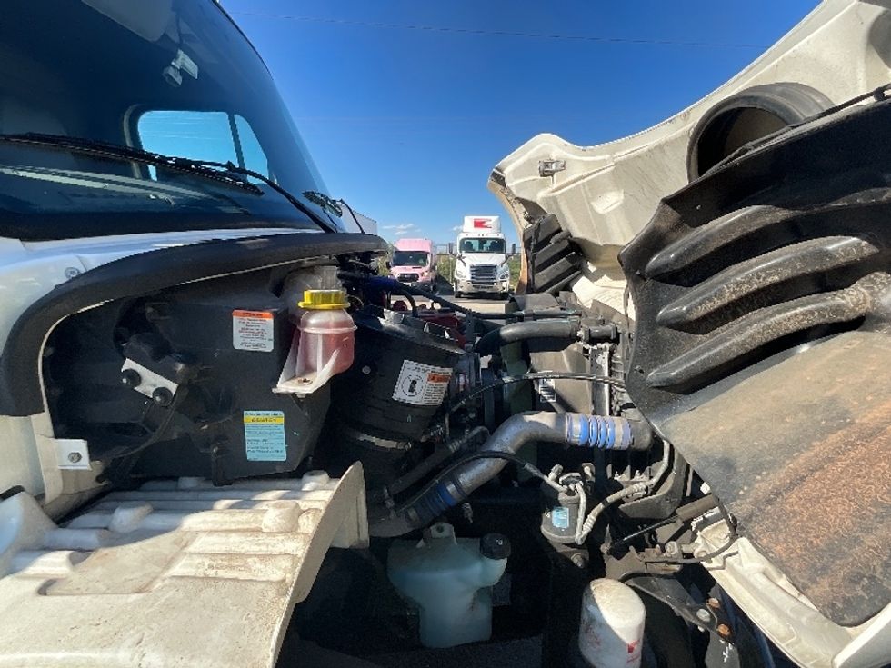 Medium Duty Box Truck-Light and Medium Duty Trucks-Freightliner-2021-M2-Manassas-VA-122,185\n\t\tmiles-$ 55,500 - Image 23