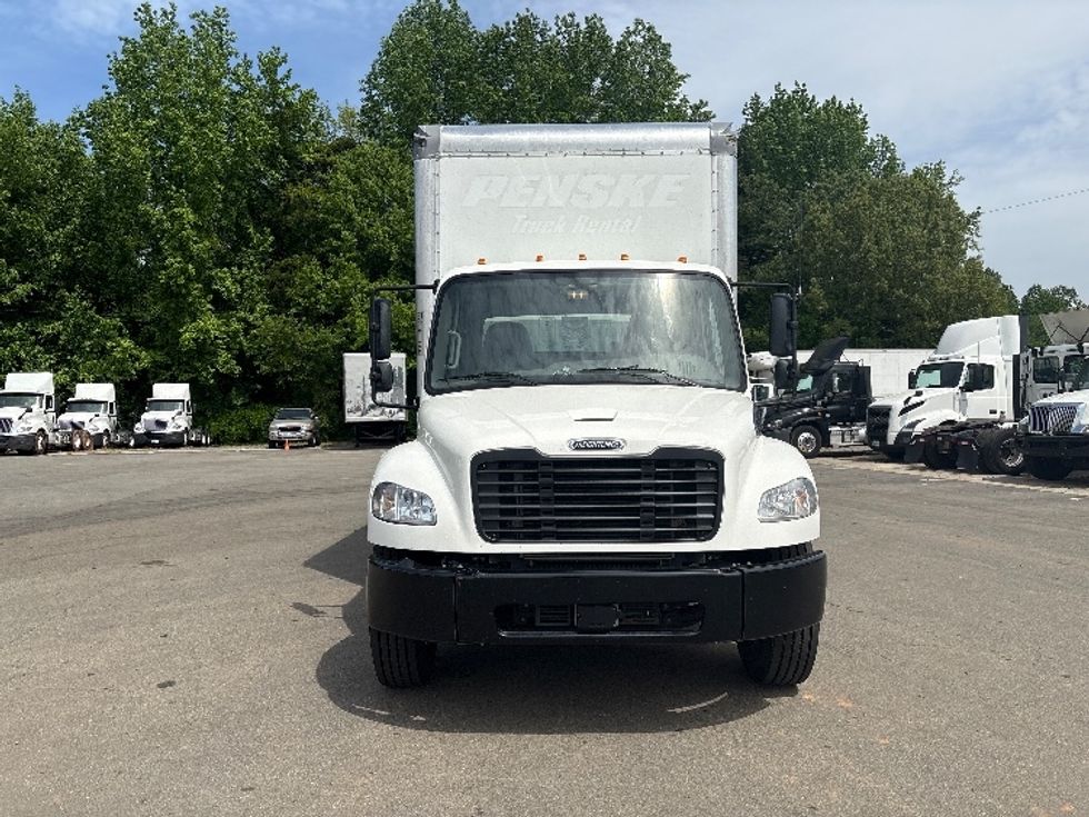 Medium Duty Box Truck-Light and Medium Duty Trucks-Freightliner-2021-M2-Mebane-NC-130,373\n\t\tmiles-$ 71,000 - Image 2