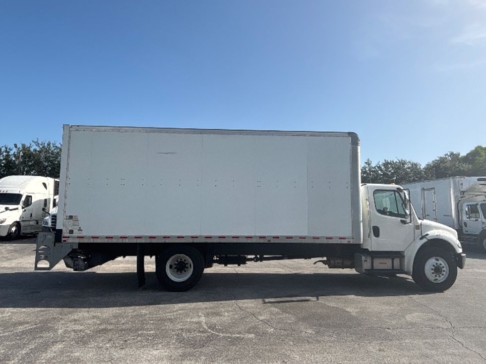 Medium Duty Box Truck-Light and Medium Duty Trucks-Freightliner-2021-M2-Medley-FL-151,184\n\t\tmiles-$ 55,000 - Image 12