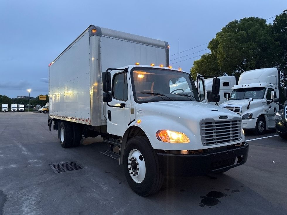 Medium Duty Box Truck-Light and Medium Duty Trucks-Freightliner-2021-M2-Medley-FL-19,591\n\t\tmiles-$ 67,750 - Image 1