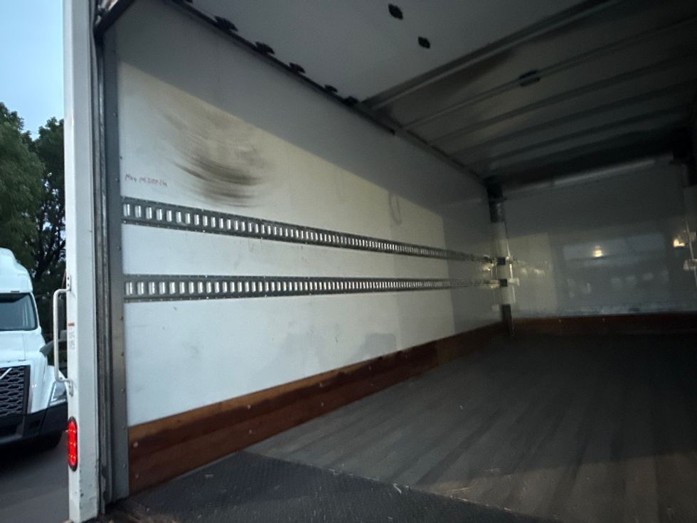 Medium Duty Box Truck-Light and Medium Duty Trucks-Freightliner-2021-M2-Medley-FL-19,591\n\t\tmiles-$ 67,750 - Image 11