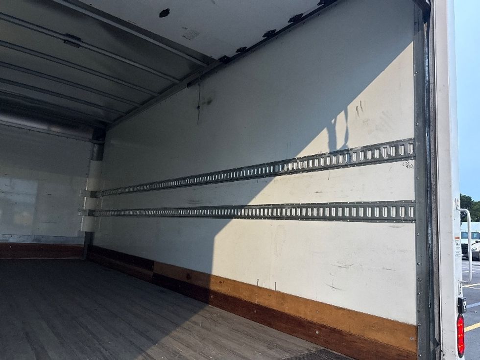 Medium Duty Box Truck-Light and Medium Duty Trucks-Freightliner-2021-M2-Medley-FL-19,591\n\t\tmiles-$ 67,750 - Image 12