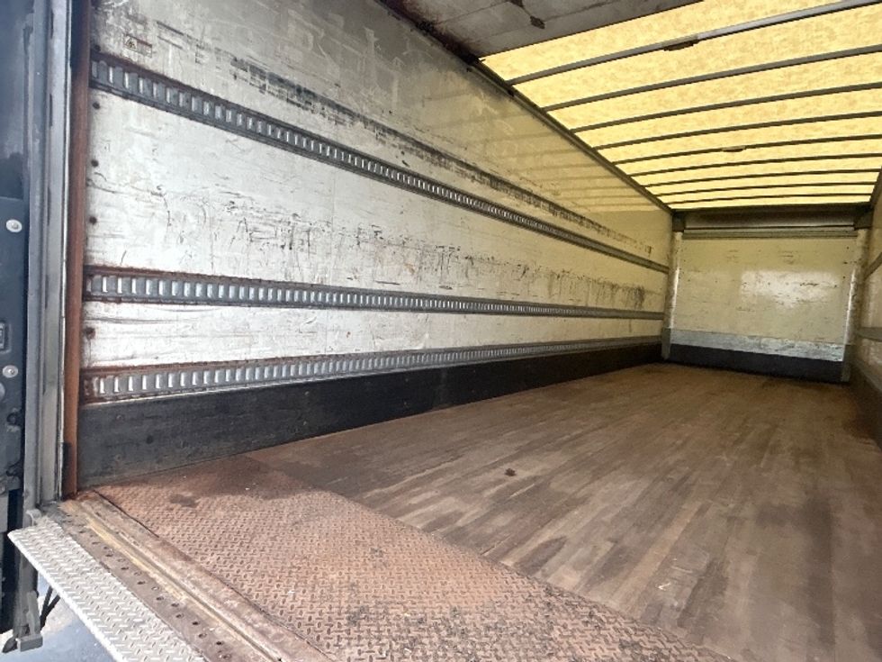 Medium Duty Box Truck-Light and Medium Duty Trucks-Freightliner-2021-M2-Melrose Park-IL-409,933\n\t\tmiles-$ 26,750 - Image 11