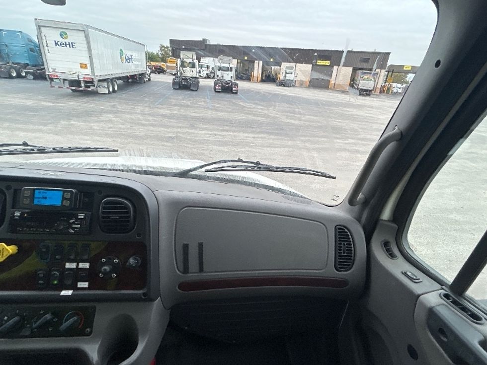 Medium Duty Box Truck-Light and Medium Duty Trucks-Freightliner-2021-M2-Melrose Park-IL-409,933\n\t\tmiles-$ 26,750 - Image 21