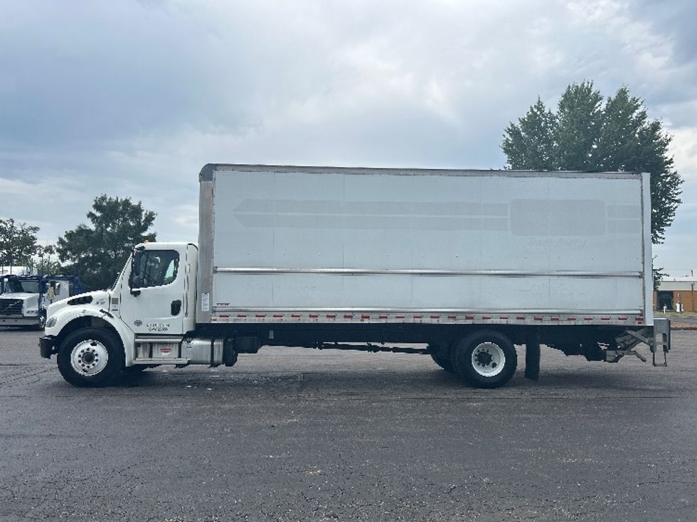 Medium Duty Box Truck-Light and Medium Duty Trucks-Freightliner-2021-M2-Memphis-TN-182,324\n\t\tmiles-$ 64,250 - Image 4