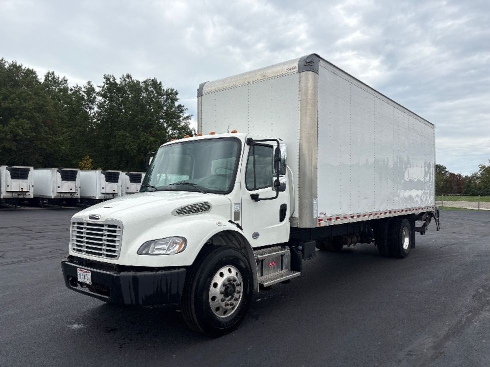 Medium Duty Box Truck-Light and Medium Duty Trucks-Freightliner-2021-M2-Middlefield-OH-149,917\n\t\tmiles-$ 67,000 - Image 3