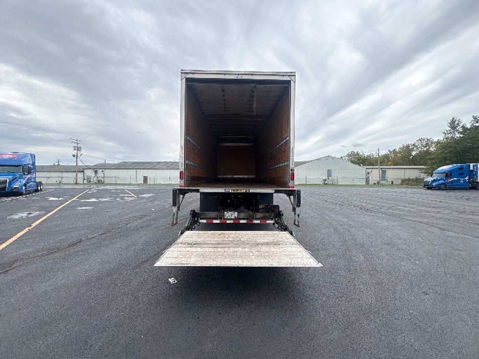 Medium Duty Box Truck-Light and Medium Duty Trucks-Freightliner-2021-M2-Middlefield-OH-149,917\n\t\tmiles-$ 67,000 - Image 9