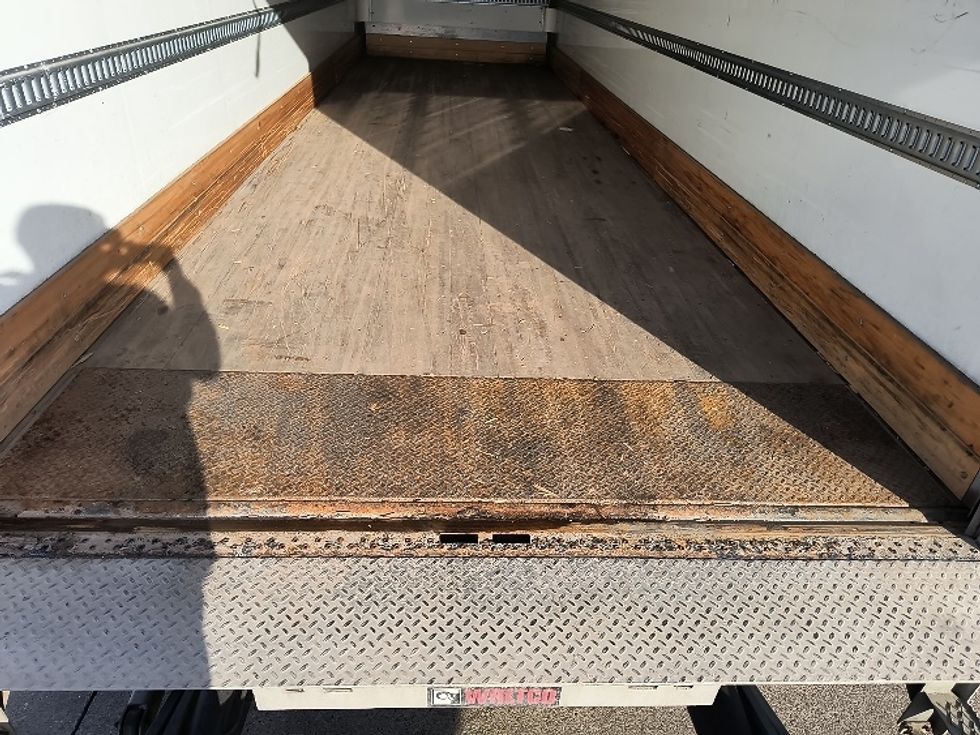 Medium Duty Box Truck-Light and Medium Duty Trucks-Freightliner-2021-M2-Millwood-WV-275,391\n\t\tmiles-$ 37,000 - Image 10