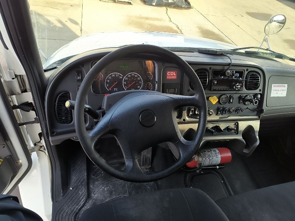 Medium Duty Box Truck-Light and Medium Duty Trucks-Freightliner-2021-M2-Millwood-WV-275,391\n\t\tmiles-$ 37,000 - Image 18