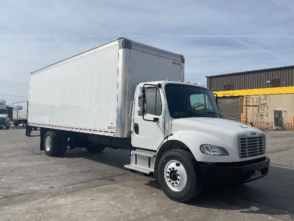 Medium Duty Box Truck-Light and Medium Duty Trucks-Freightliner-2021-M2-Milwaukee-WI-156,557\n\t\tmiles-$ 52,000 - Image 1