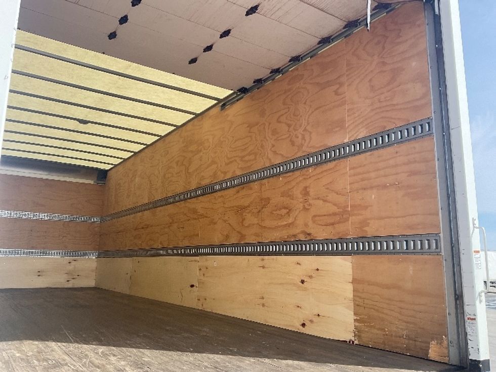 Medium Duty Box Truck-Light and Medium Duty Trucks-Freightliner-2021-M2-Milwaukee-WI-156,557\n\t\tmiles-$ 52,000 - Image 11