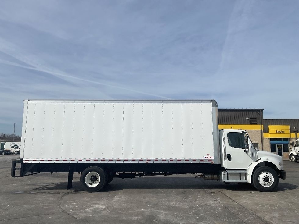 Medium Duty Box Truck-Light and Medium Duty Trucks-Freightliner-2021-M2-Milwaukee-WI-156,557\n\t\tmiles-$ 52,000 - Image 14