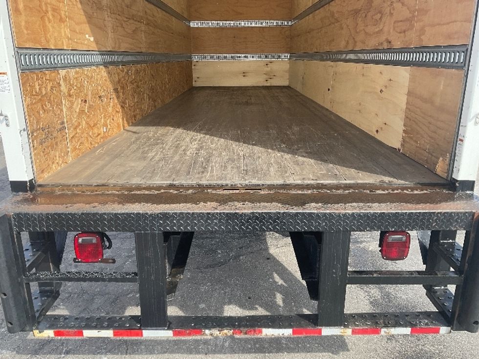 Medium Duty Box Truck-Light and Medium Duty Trucks-Freightliner-2021-M2-Milwaukee-WI-156,557\n\t\tmiles-$ 52,000 - Image 9
