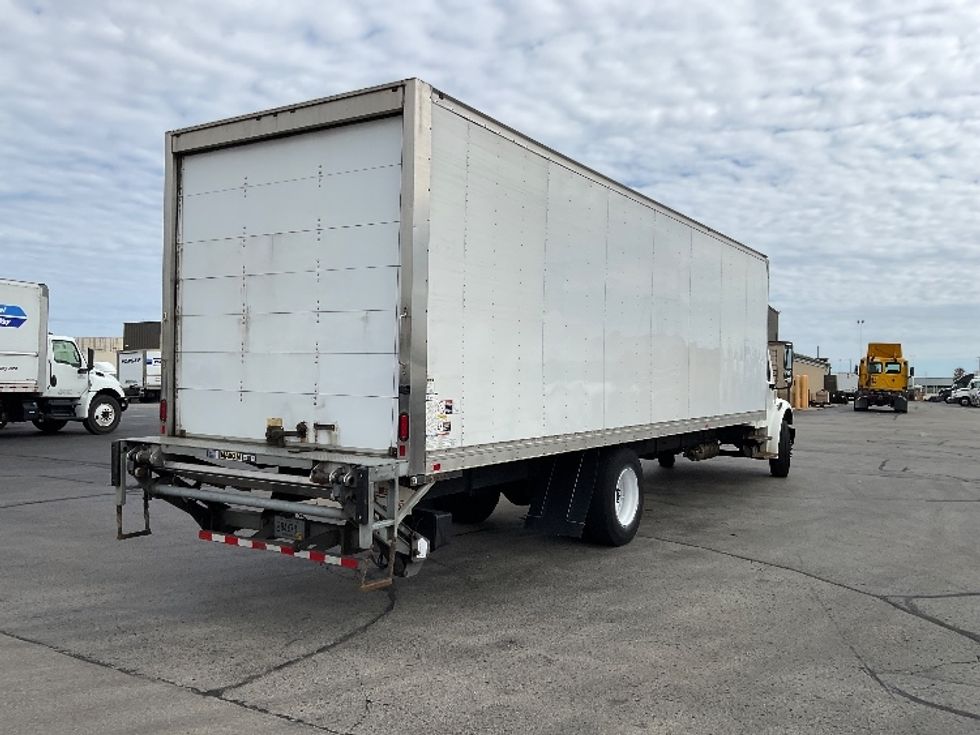Medium Duty Box Truck-Light and Medium Duty Trucks-Freightliner-2021-M2-Milwaukee-WI-190,300\n\t\tmiles-$ 54,000 - Image 13