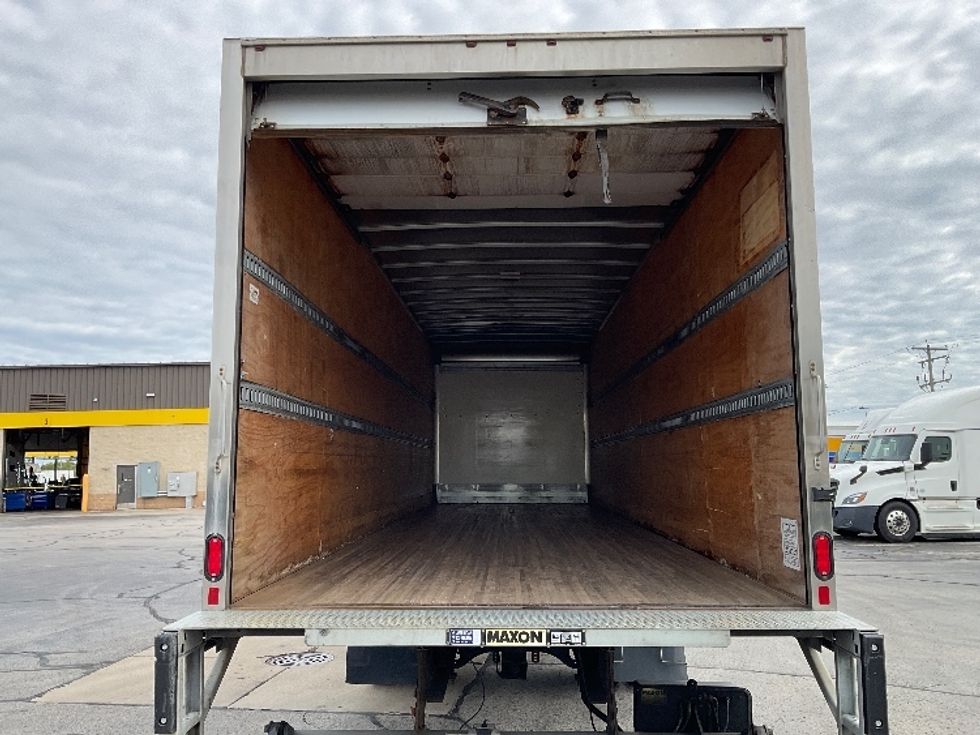 Medium Duty Box Truck-Light and Medium Duty Trucks-Freightliner-2021-M2-Milwaukee-WI-190,300\n\t\tmiles-$ 54,000 - Image 8