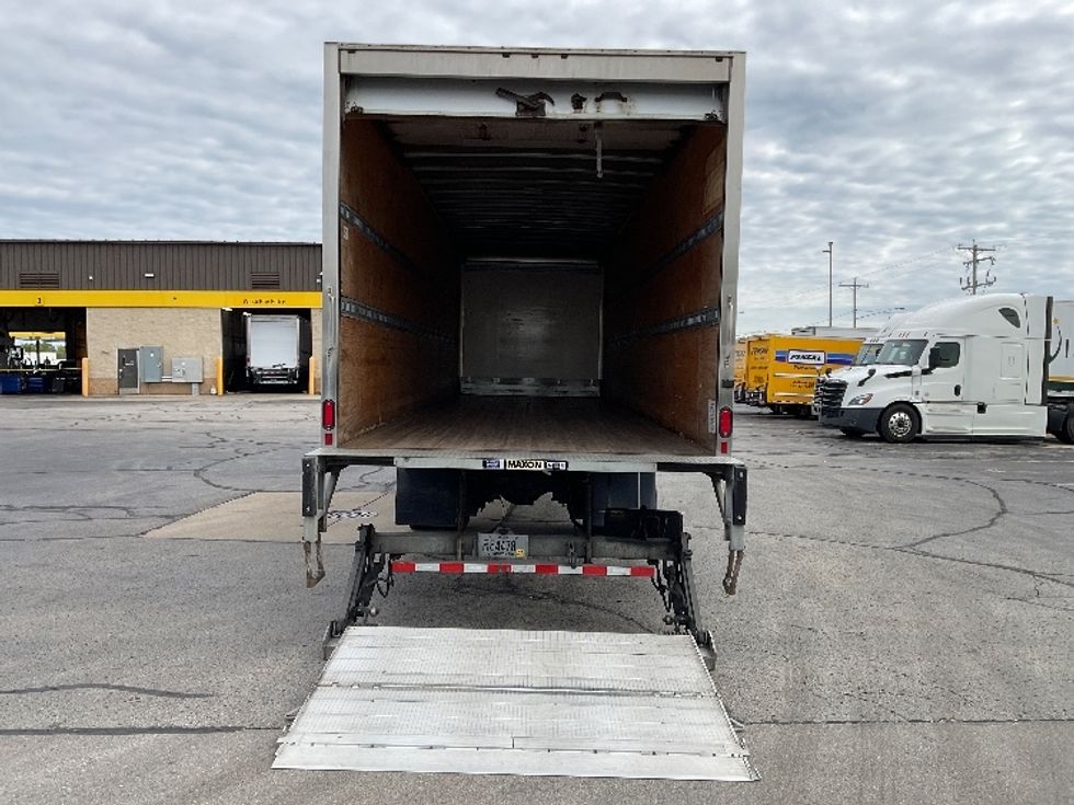 Medium Duty Box Truck-Light and Medium Duty Trucks-Freightliner-2021-M2-Milwaukee-WI-190,300\n\t\tmiles-$ 54,000 - Image 9