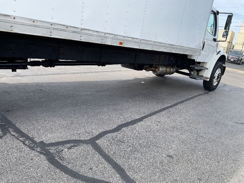 Medium Duty Box Truck-Light and Medium Duty Trucks-Freightliner-2021-M2-Milwaukee-WI-226,121\n\t\tmiles-$ 47,250 - Image 14