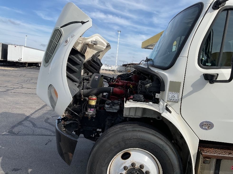 Medium Duty Box Truck-Light and Medium Duty Trucks-Freightliner-2021-M2-Milwaukee-WI-226,121\n\t\tmiles-$ 47,250 - Image 22