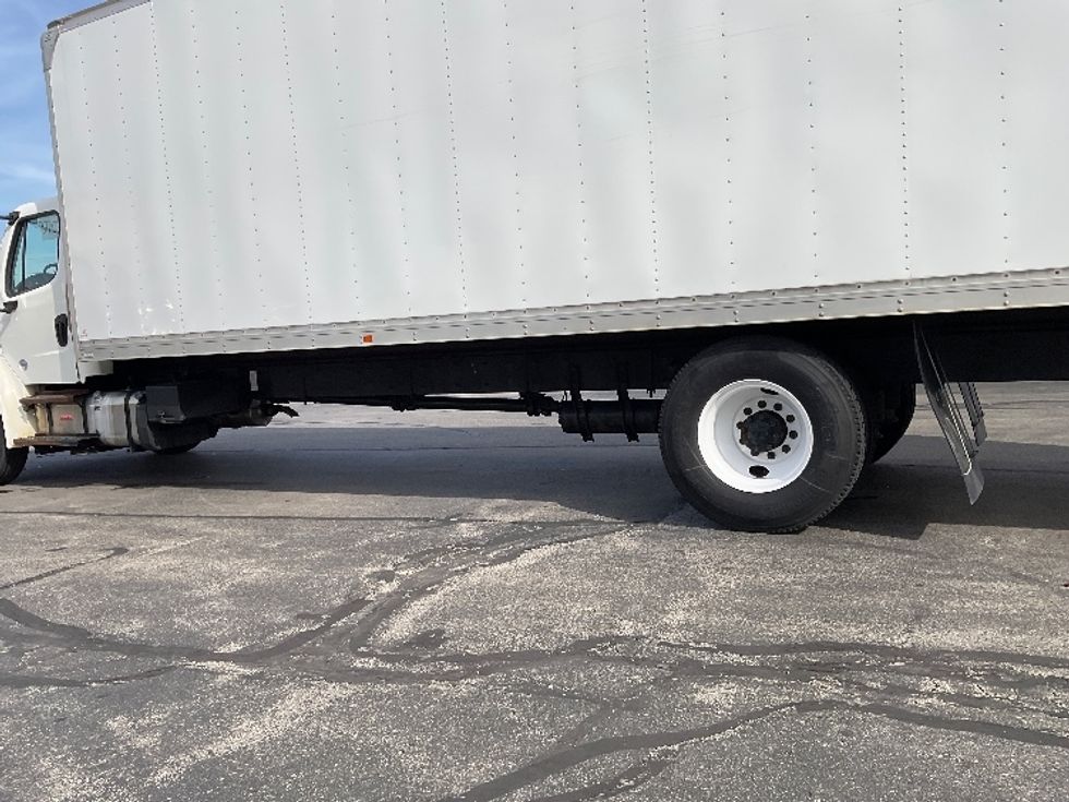 Medium Duty Box Truck-Light and Medium Duty Trucks-Freightliner-2021-M2-Milwaukee-WI-226,121\n\t\tmiles-$ 47,250 - Image 5