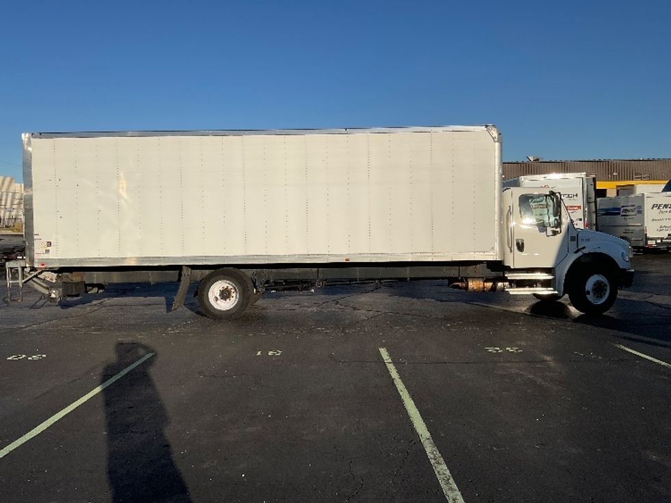 Medium Duty Box Truck-Light and Medium Duty Trucks-Freightliner-2021-M2-Milwaukee-WI-256,717\n\t\tmiles-$ 42,500 - Image 14