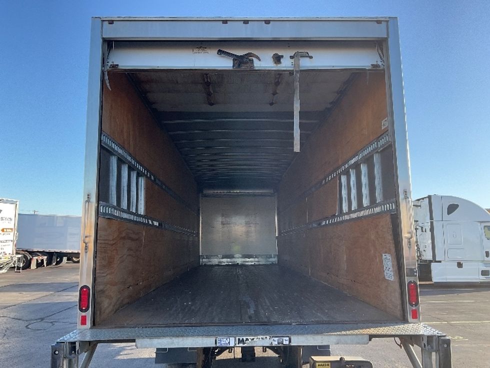 Medium Duty Box Truck-Light and Medium Duty Trucks-Freightliner-2021-M2-Milwaukee-WI-256,717\n\t\tmiles-$ 42,500 - Image 8
