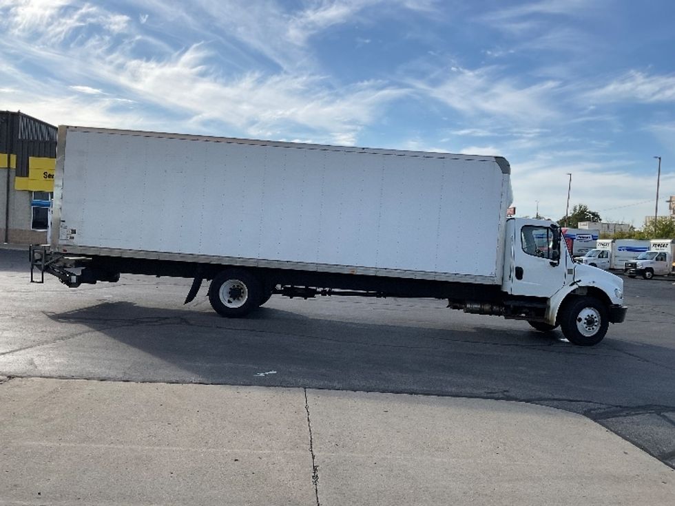 Medium Duty Box Truck-Light and Medium Duty Trucks-Freightliner-2021-M2-Milwaukee-WI-293,384\n\t\tmiles-$ 36,750 - Image 15