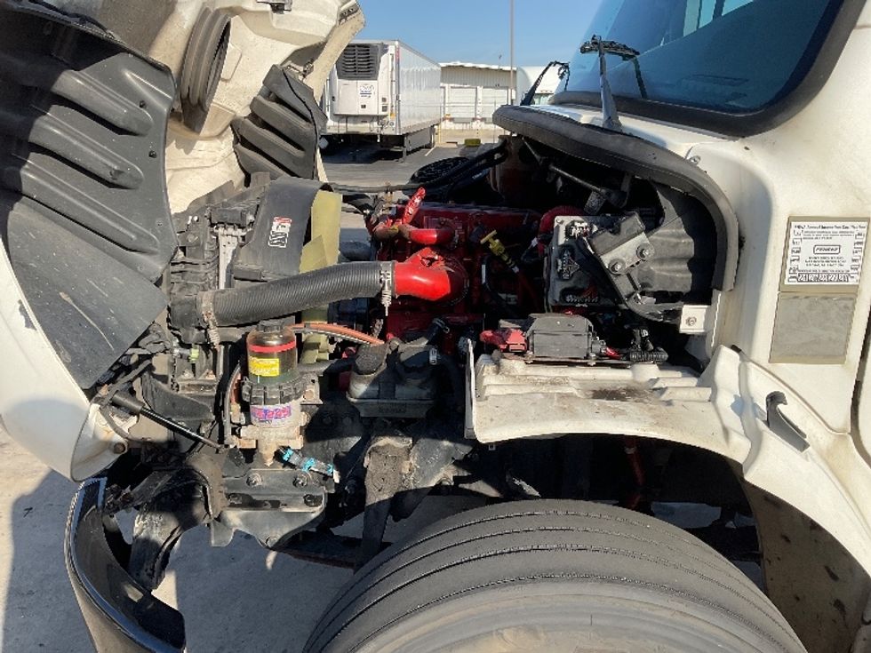 Medium Duty Box Truck-Light and Medium Duty Trucks-Freightliner-2021-M2-Milwaukee-WI-317,217\n\t\tmiles-$ 33,250 - Image 24