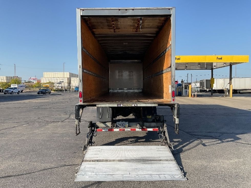 Medium Duty Box Truck-Light and Medium Duty Trucks-Freightliner-2021-M2-Milwaukee-WI-317,217\n\t\tmiles-$ 33,250 - Image 9