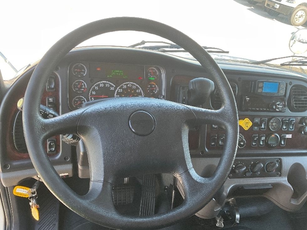 Medium Duty Box Truck-Light and Medium Duty Trucks-Freightliner-2021-M2-Moberly-MO-171,965\n\t\tmiles-$ 69,500 - Image 18