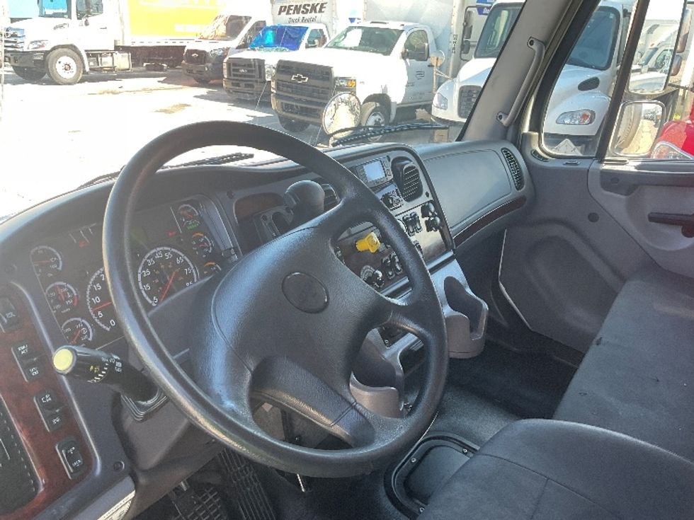 Medium Duty Box Truck-Light and Medium Duty Trucks-Freightliner-2021-M2-Moberly-MO-181,893\n\t\tmiles-$ 68,000 - Image 17