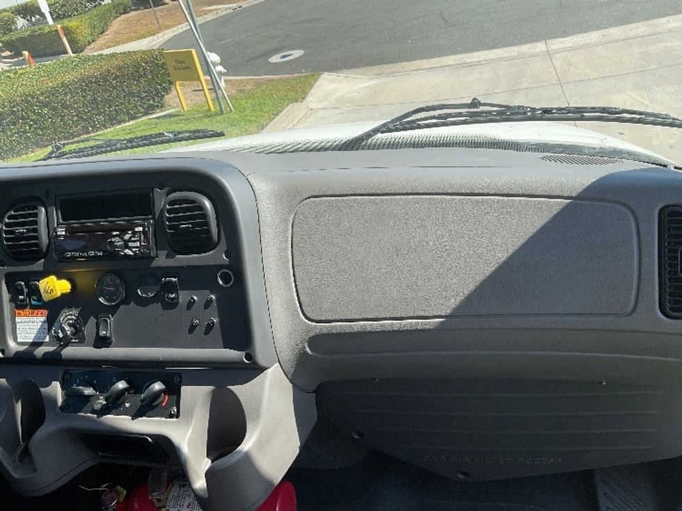 Medium Duty Box Truck-Light and Medium Duty Trucks-Freightliner-2021-M2-Montebello-CA-292,792\n\t\tmiles-$ 45,500 - Image 21
