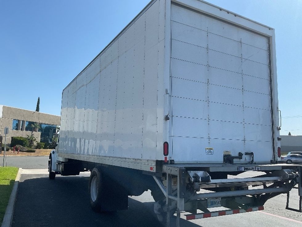 Medium Duty Box Truck-Light and Medium Duty Trucks-Freightliner-2021-M2-Montebello-CA-292,792\n\t\tmiles-$ 45,500 - Image 6