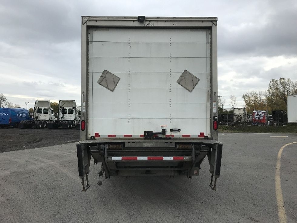 Medium Duty Box Truck-Light and Medium Duty Trucks-Freightliner-2021-M2-Montreal-PQ-360,026\n\t\tkm-$ 78,750 - Image 7