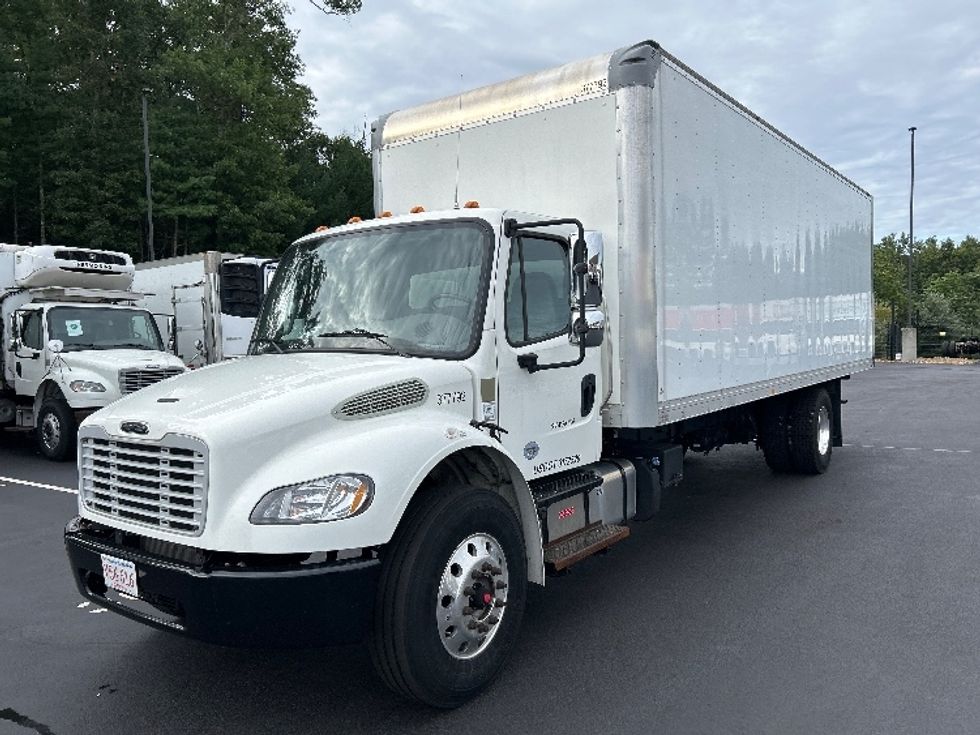 Medium Duty Box Truck-Light and Medium Duty Trucks-Freightliner-2021-M2-Norton-MA-13,479\n\t\tmiles-$ 75,750 - Image 3
