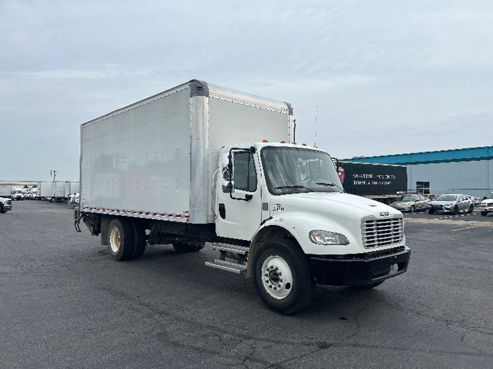 Medium Duty Box Truck-Light and Medium Duty Trucks-Freightliner-2021-M2-Obetz-OH-123,106\n\t\tmiles-$ 59,000 - Image 1