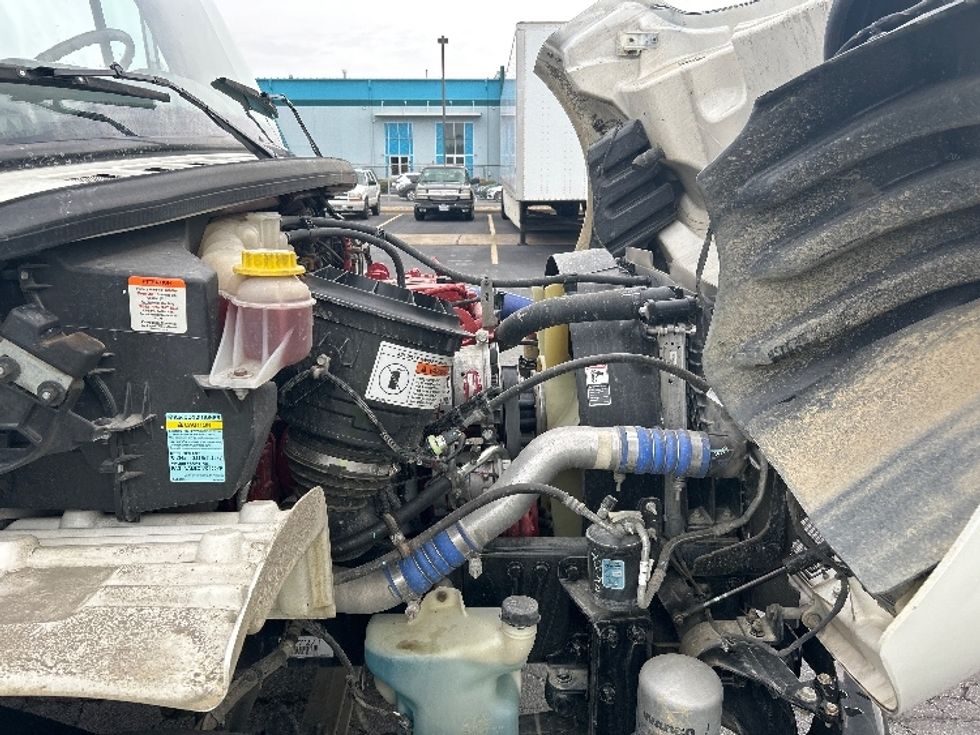 Medium Duty Box Truck-Light and Medium Duty Trucks-Freightliner-2021-M2-Obetz-OH-123,106\n\t\tmiles-$ 59,000 - Image 23