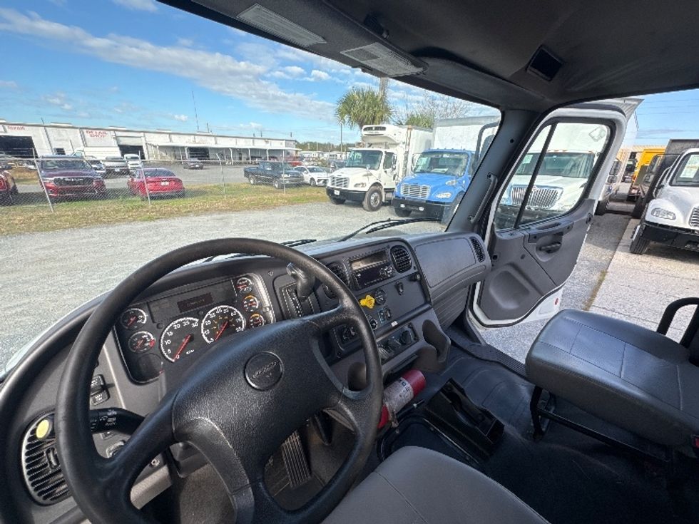Medium Duty Box Truck-Light and Medium Duty Trucks-Freightliner-2021-M2-Ocala-FL-177,677\n\t\tmiles-$ 59,000 - Image 17